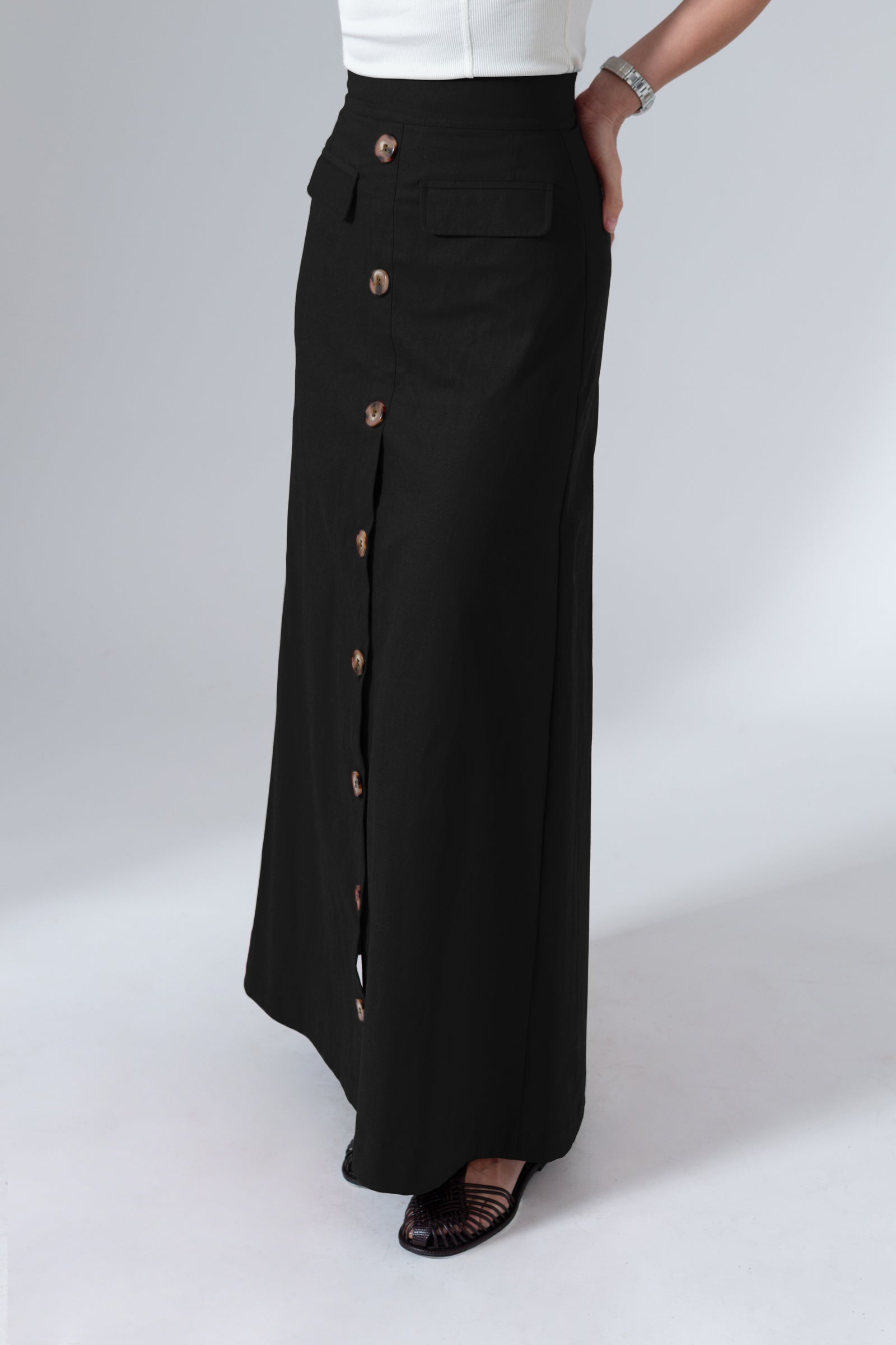 Black Linen Maxi Skirt  With High Waist Front Slit and Buttons - Custom Made - Bastet Noir 