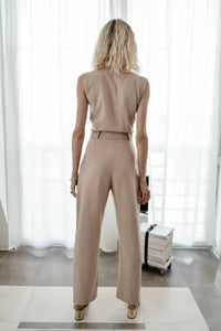 Cream sleeveless linen jumpsuit with cargo pockets - Bastet Noir
