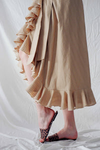 Made to measure cream brown ruffle dress with puffy sleeves - Bastet Noir