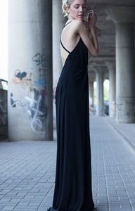 Black plunging neckline dress with open back BastetNoir